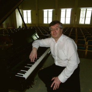 Pianon mestari Ilya Krughoff jälleen Kiiruun talolla | Kotiseutulaisen vieraana | Kotiseutulainen