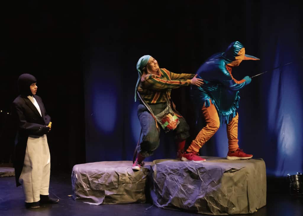 Tuulihattu ja Pingviini seikkailevat Forssan teatterissa